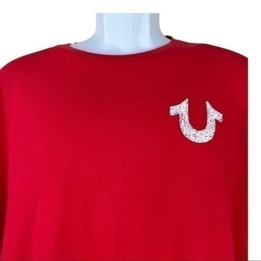 True Religion Men T-shirt Red Pullover Sz XL
